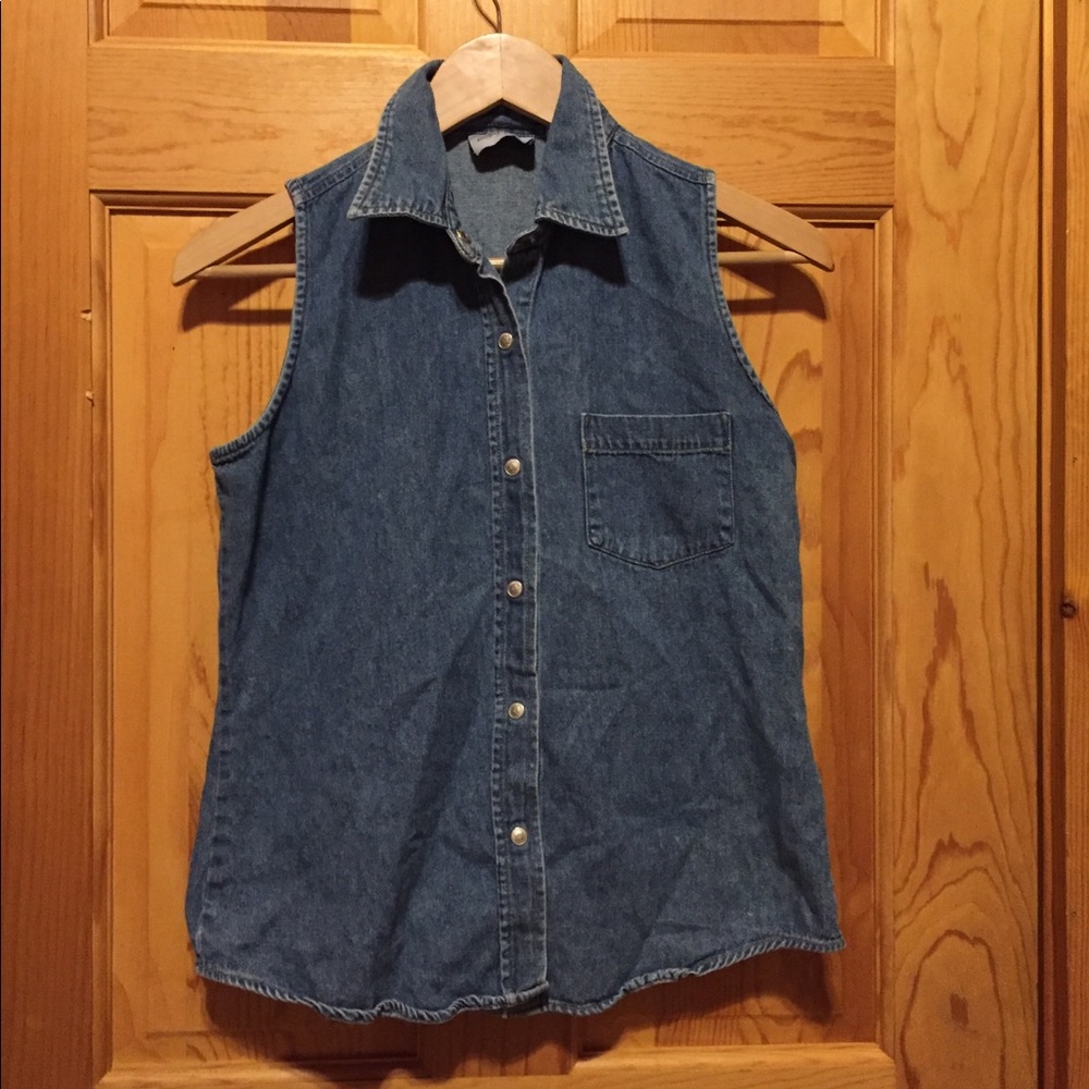 Demi Jean Sleeveless Shirt